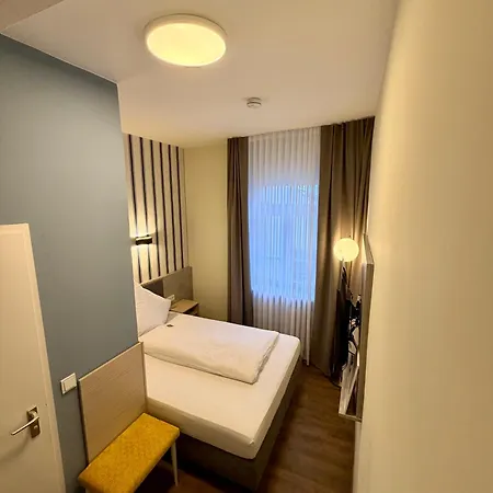 Am Kornmarkt ホテル 3*