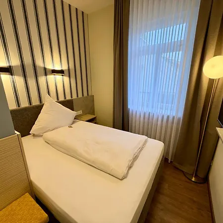 Am Kornmarkt מלון היידלברג