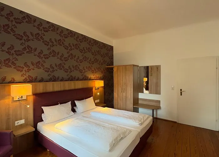 מלון Am Kornmarkt 3*