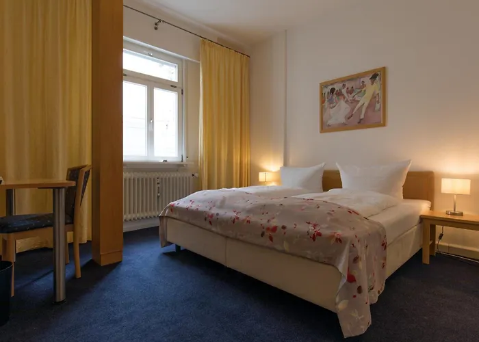 Am Kornmarkt מלון 3*