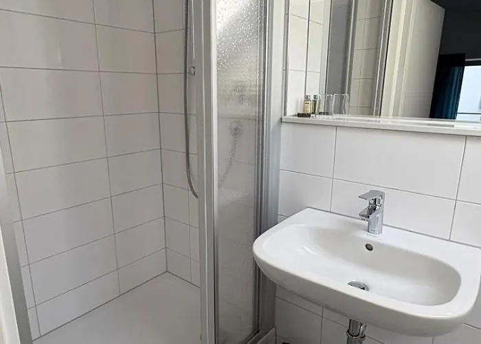 מלון Am Kornmarkt 3*