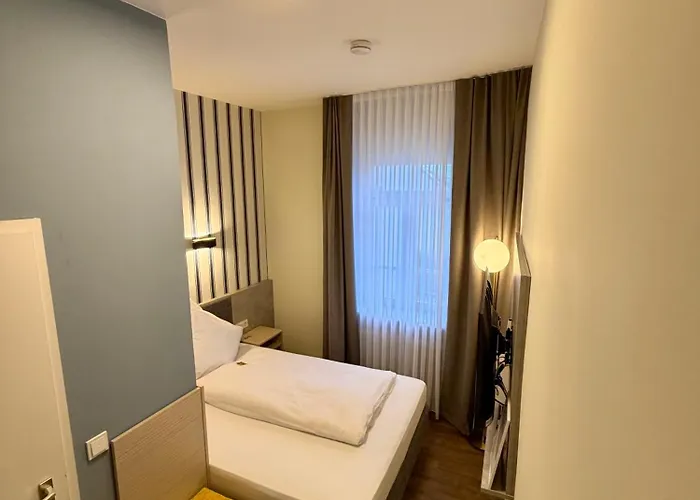 Am Kornmarkt Hotell 3*