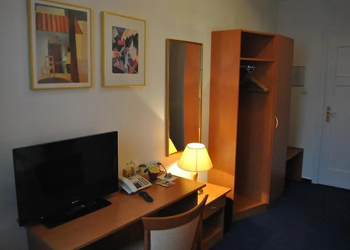 Am Kornmarkt 3* היידלברג